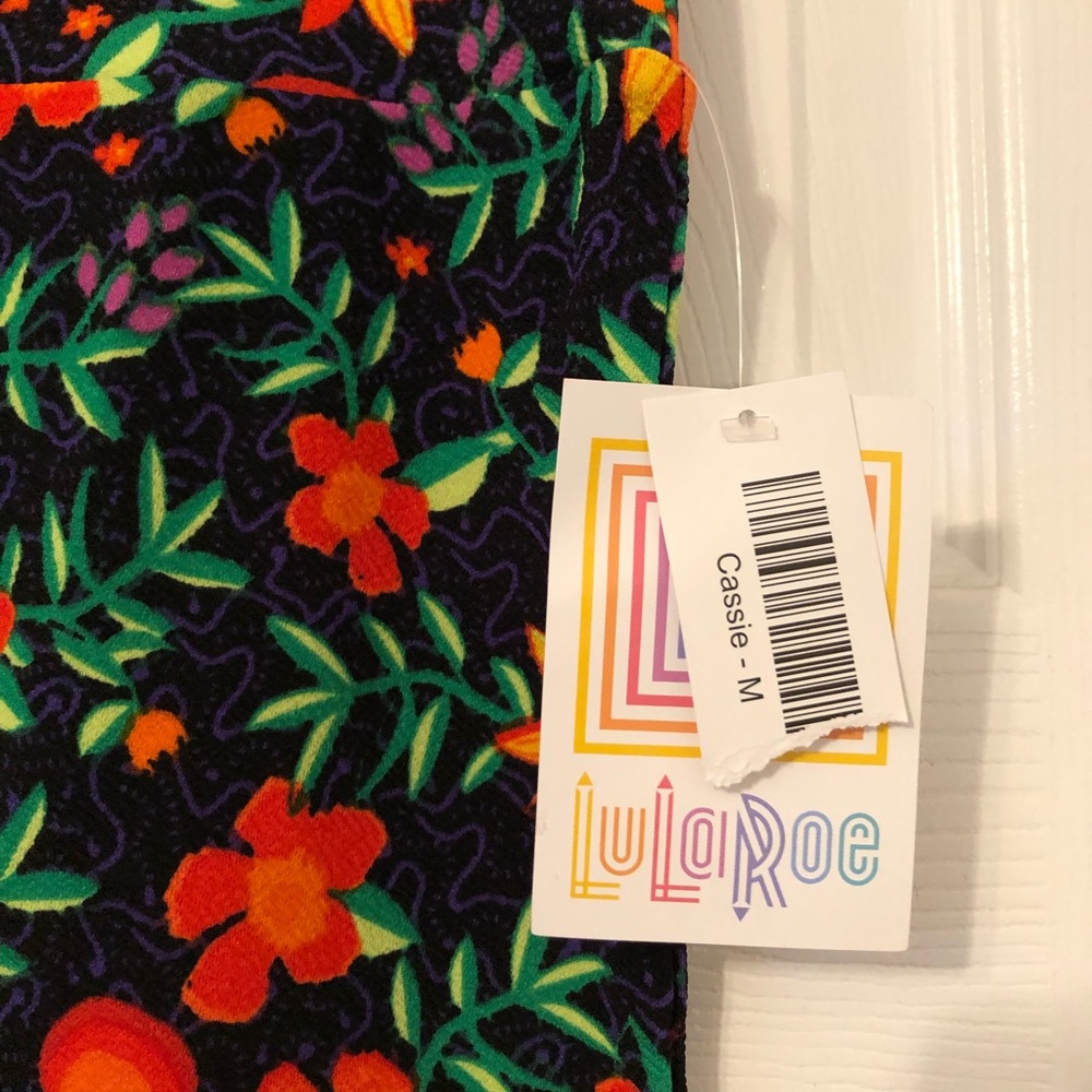 Lularoe - Picture 3 of 3